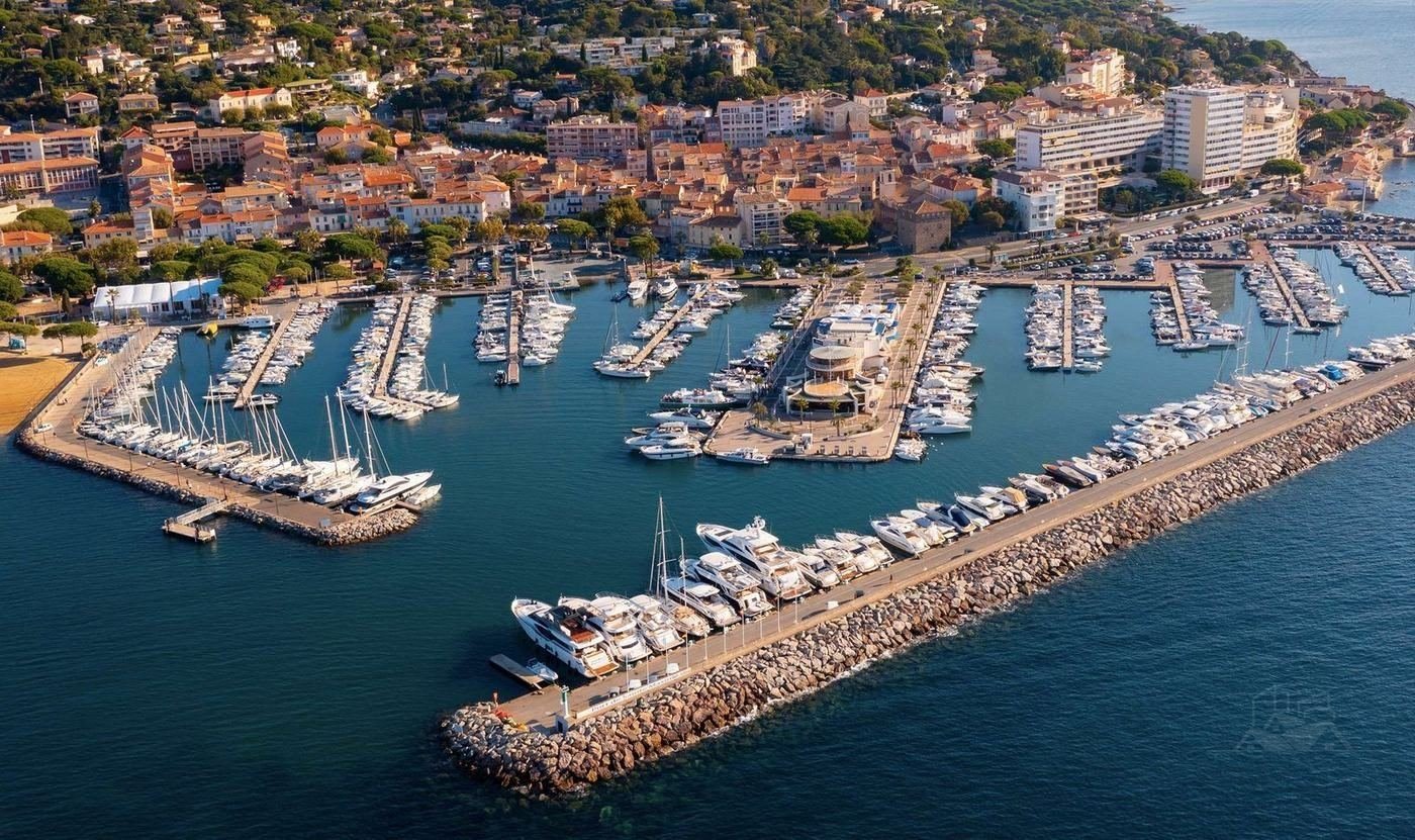 Aparcar, moverse y llegar a Saint-Tropez